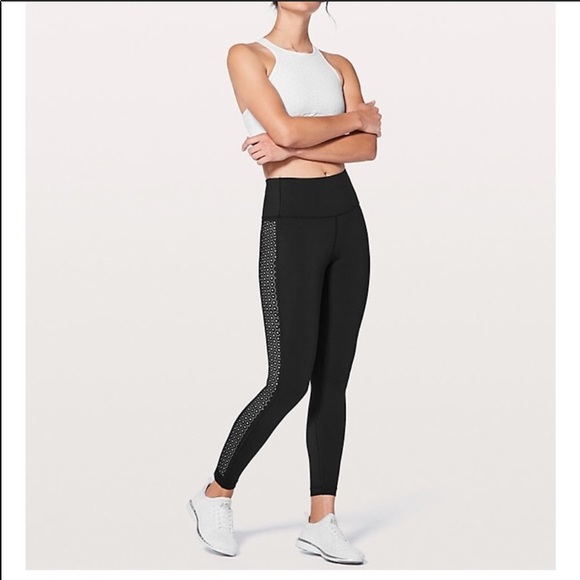 🛑 SOLD 🛑 NEW Lululemon colour me quick 7/8 black legging’s - Picture 3 of 8